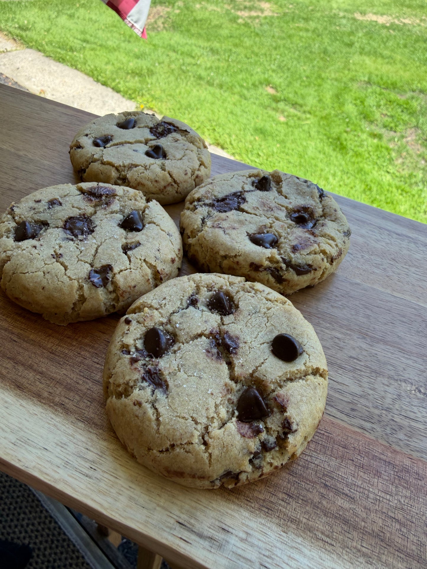 VEGAN Chocolate Chip Cookie